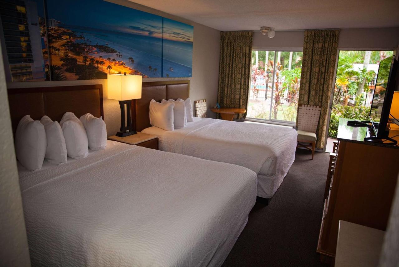 Days Inn By Wyndham Cocoa Cruiseport West At I-95/524 Экстерьер фото