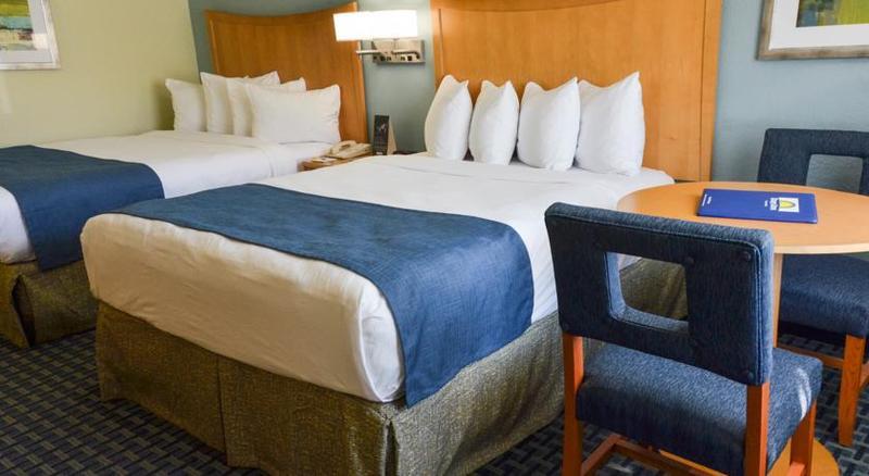 Days Inn By Wyndham Cocoa Cruiseport West At I-95/524 Экстерьер фото