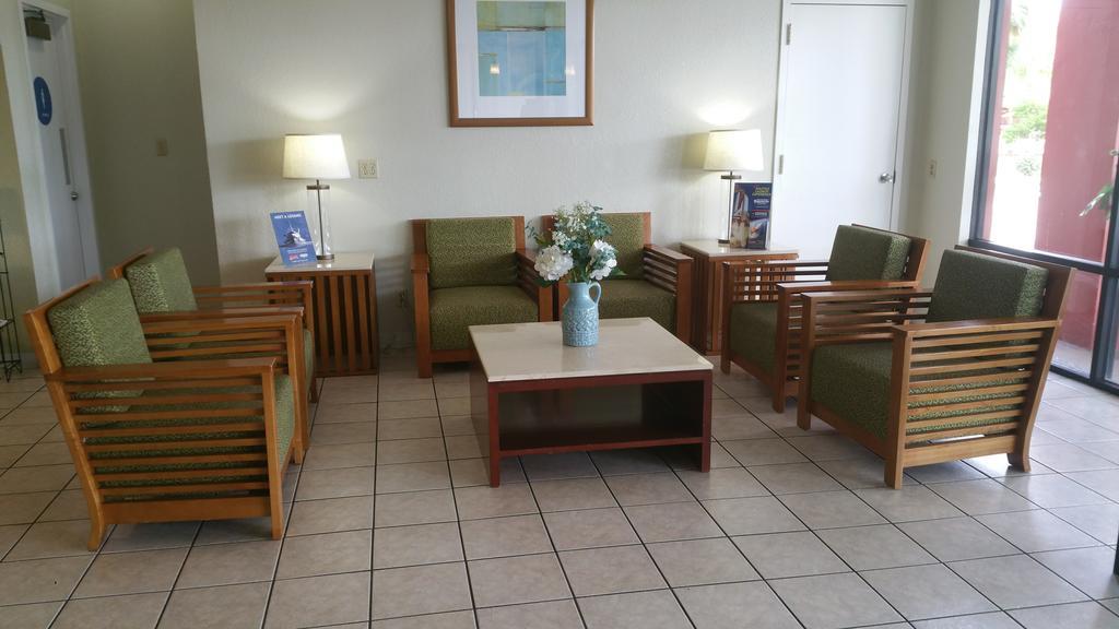 Days Inn By Wyndham Cocoa Cruiseport West At I-95/524 Экстерьер фото