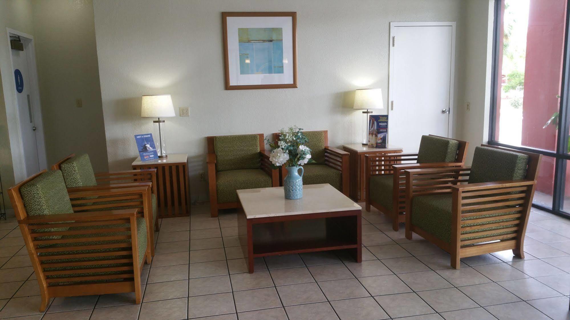 Days Inn By Wyndham Cocoa Cruiseport West At I-95/524 Экстерьер фото