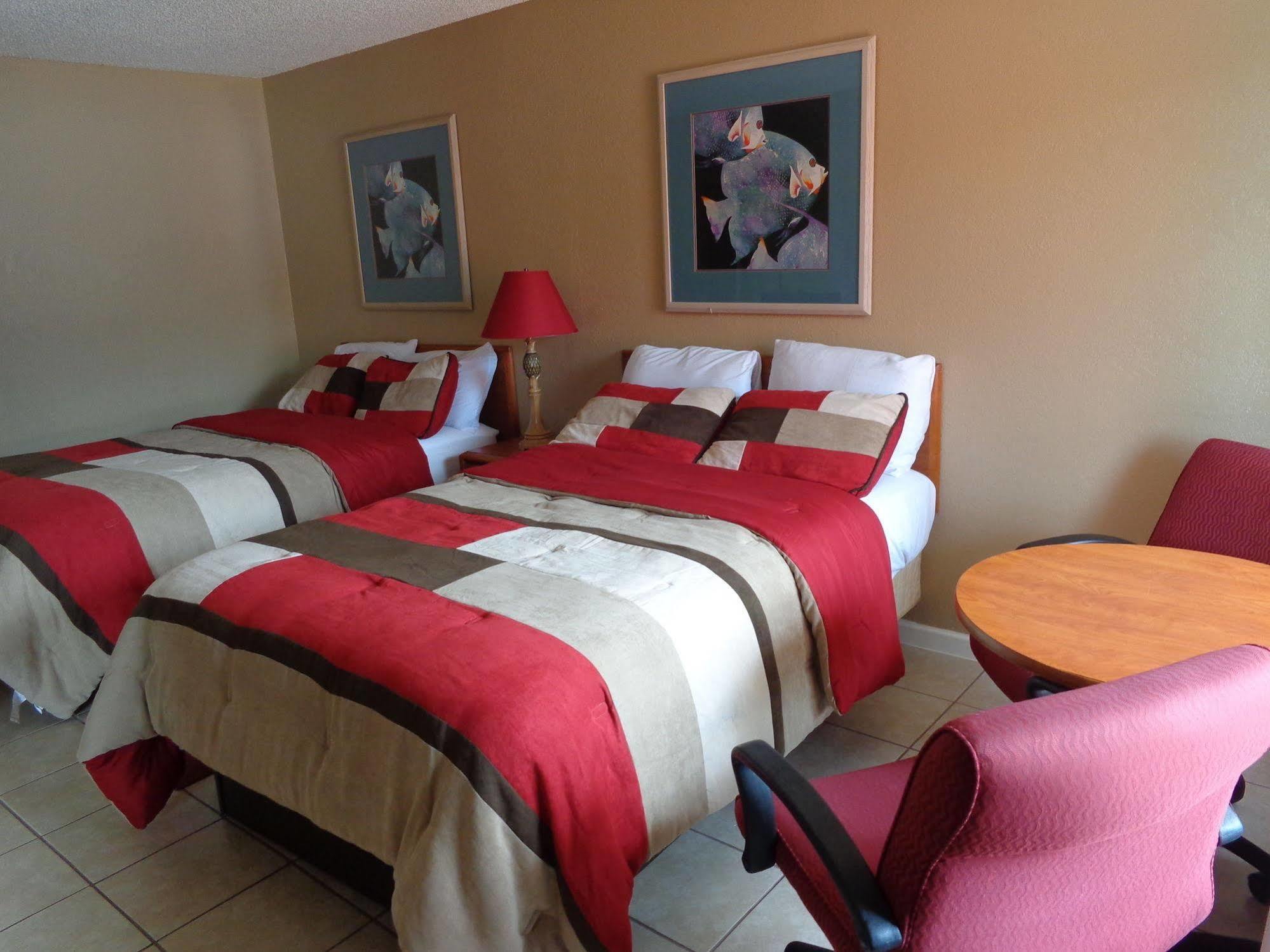 Days Inn By Wyndham Cocoa Cruiseport West At I-95/524 Экстерьер фото